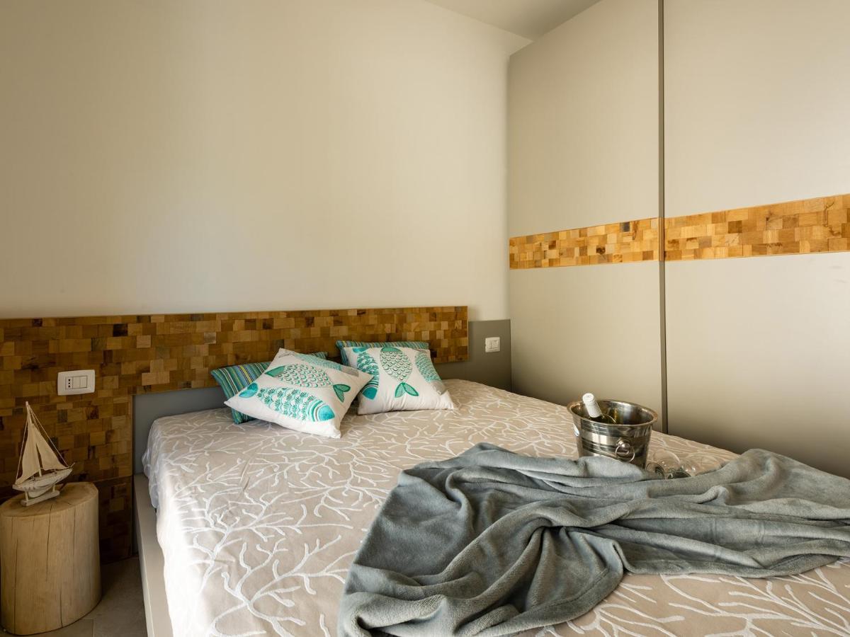 Villa Hanbury With Swimming Pool And Parking In Alassio Exteriér fotografie